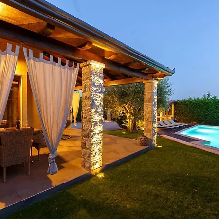 Ferienhaus Maron