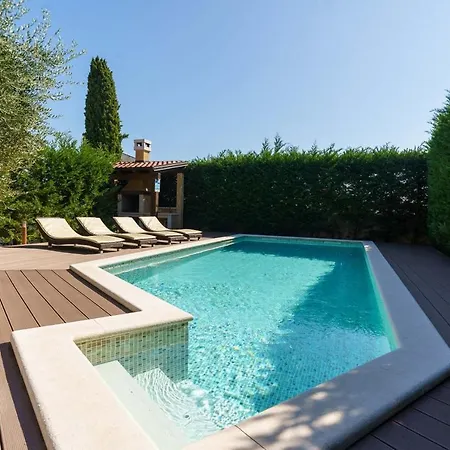 Maron Holiday home