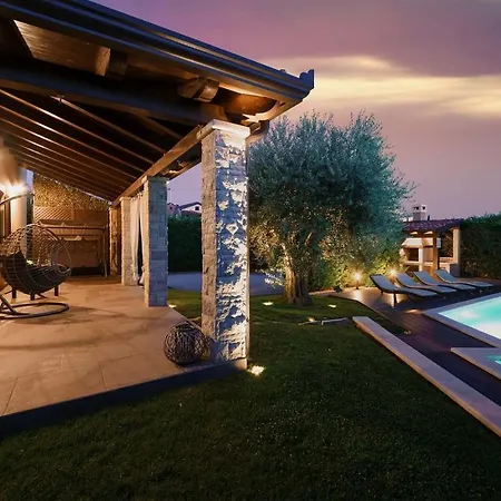 Maron Holiday home Tar-Vabriga